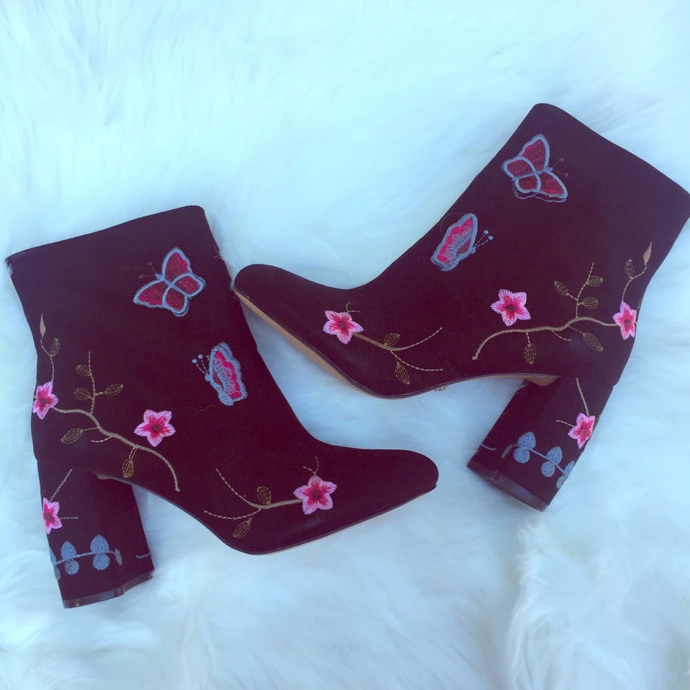 NWT Nanette Lepore floral boots size 8
